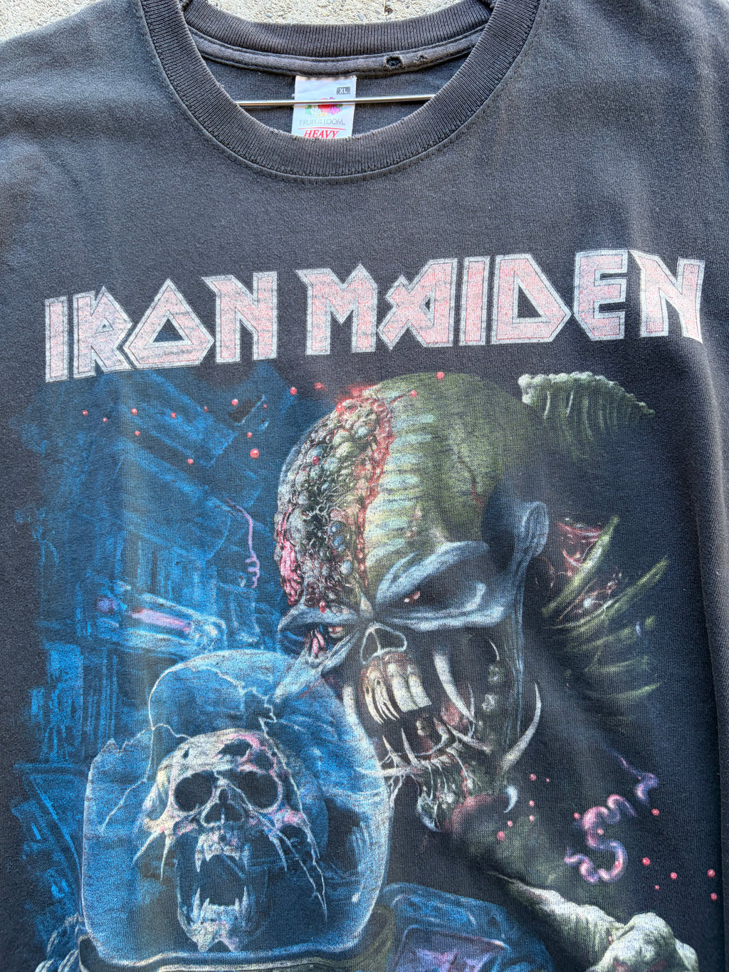 Vintage Faded distressed Iron Maiden t shirt Size L/XL