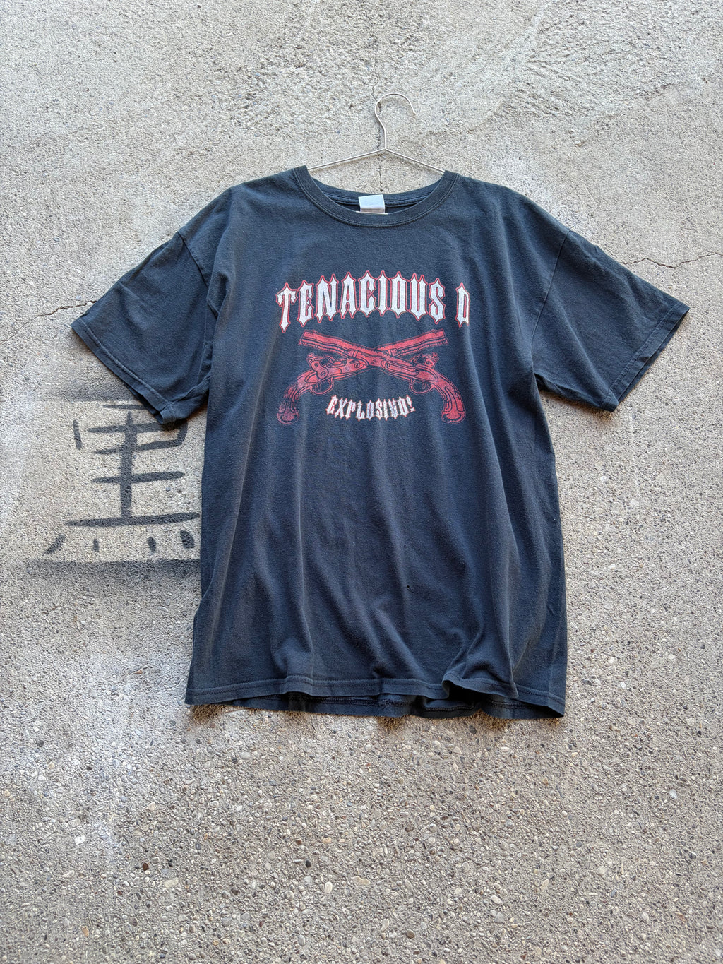 Vintage faded Tenacious faded T Shirt Size L