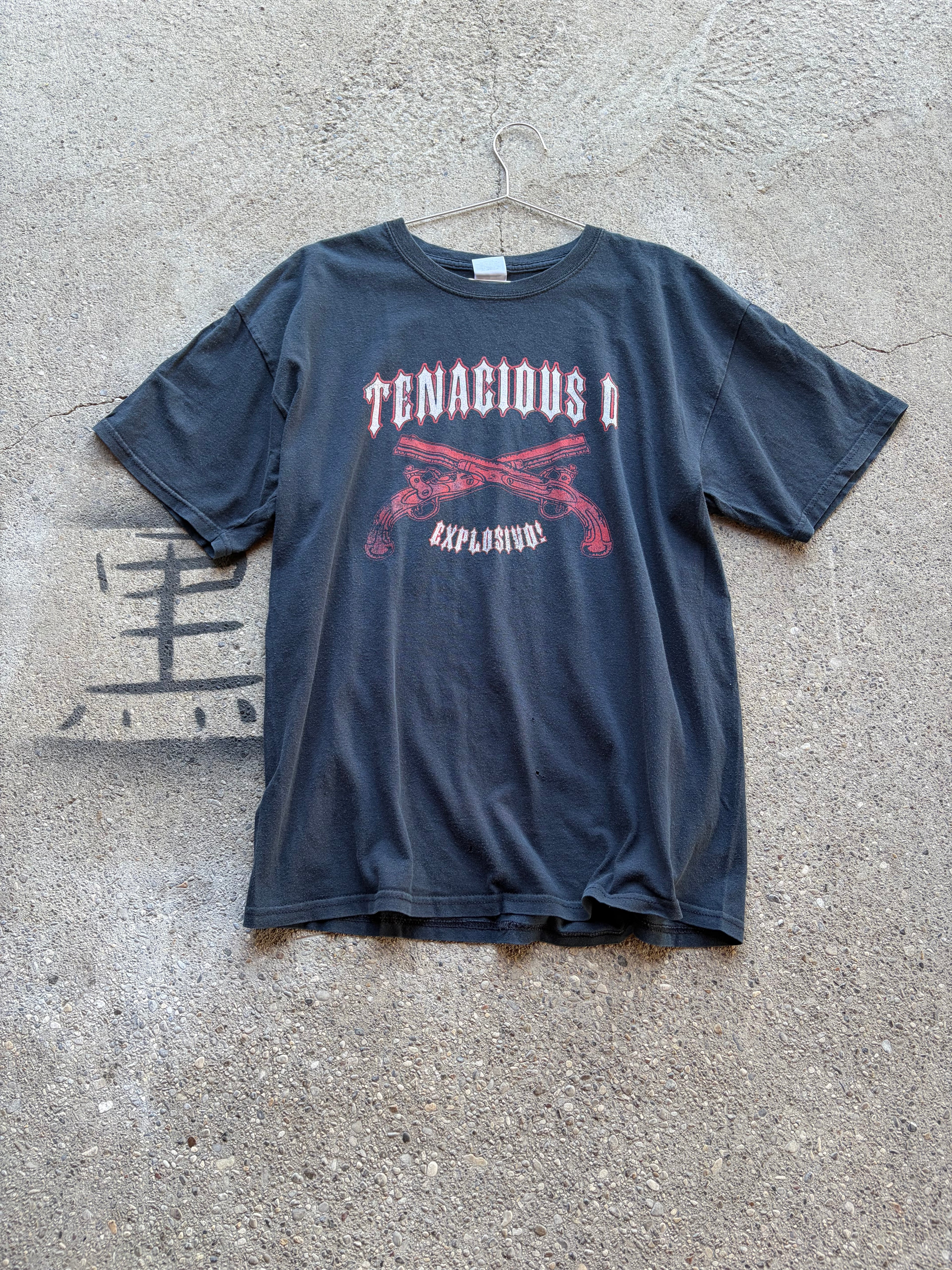 Vintage faded Tenacious faded T Shirt Size L