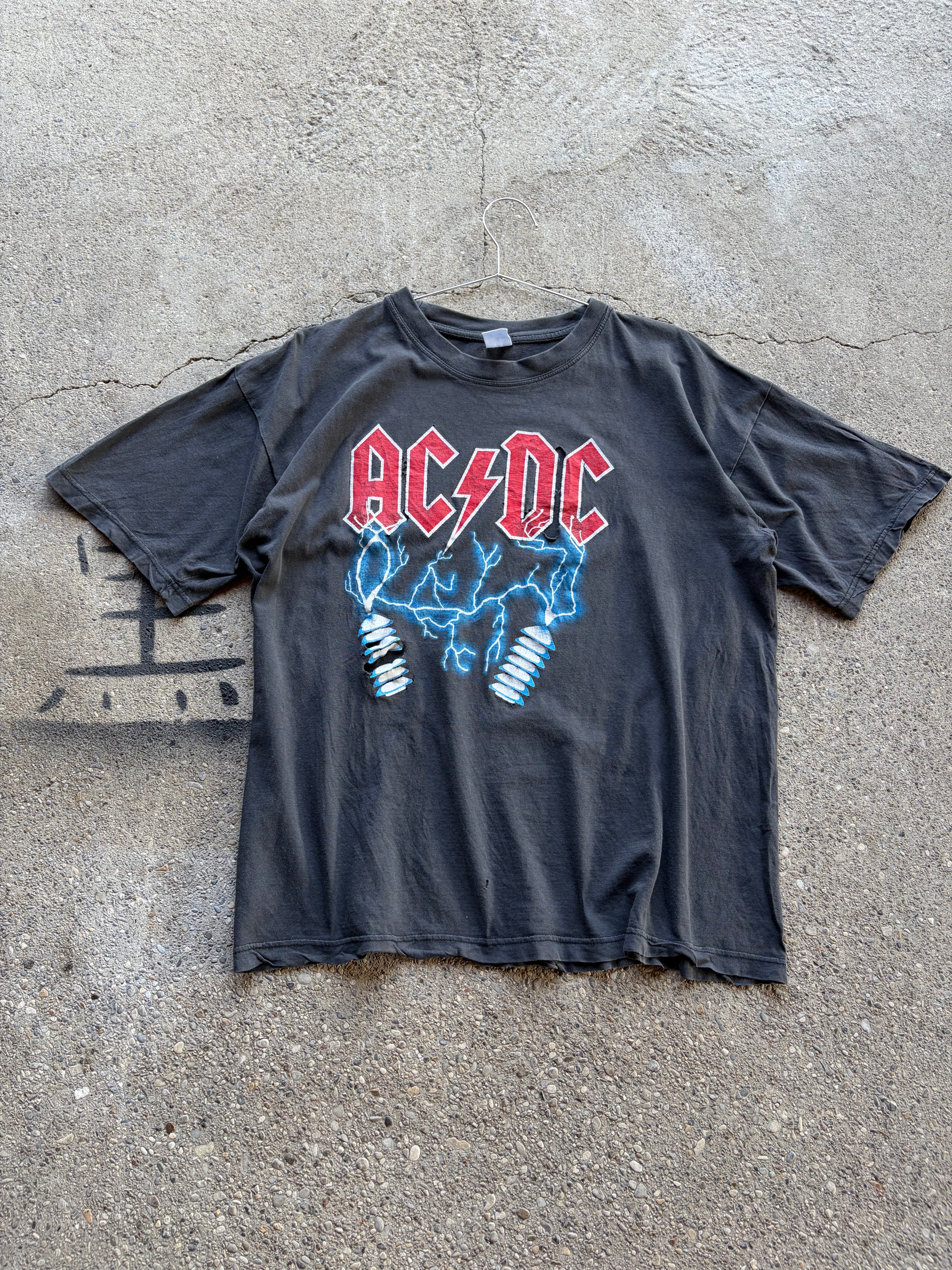 Vintage Trashed sun Faded acdc band shirt Size M/L