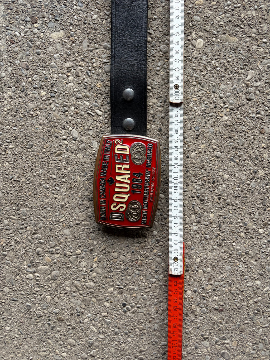 Vintage Dsquared buckle with unbranded leather belt