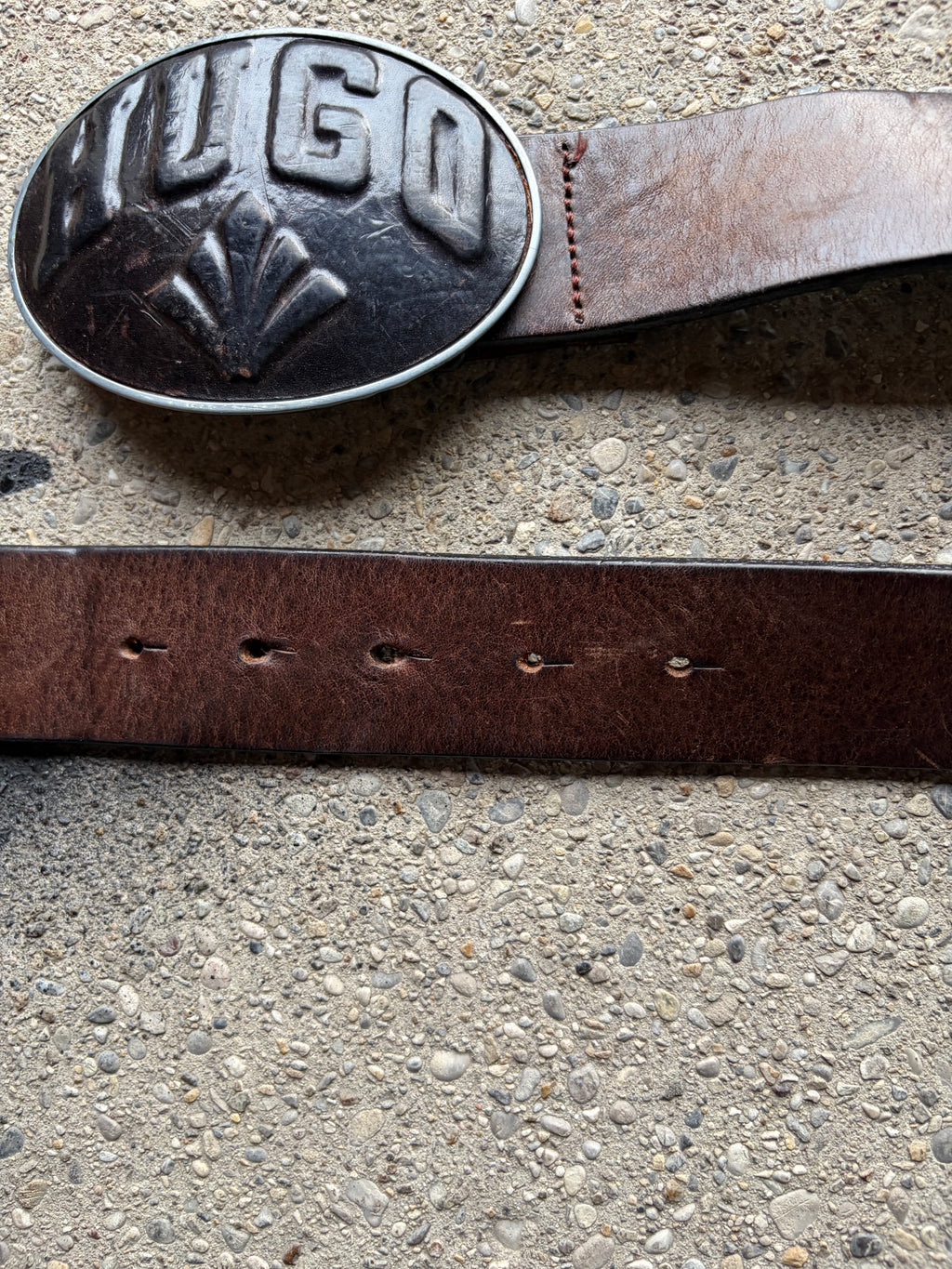 Vintage Hugo Boss buckle with leather belt