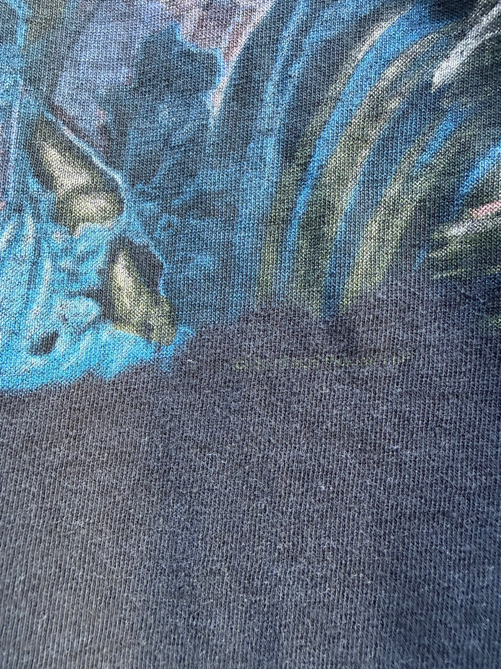 Vintage Faded distressed Iron Maiden t shirt Size L/XL