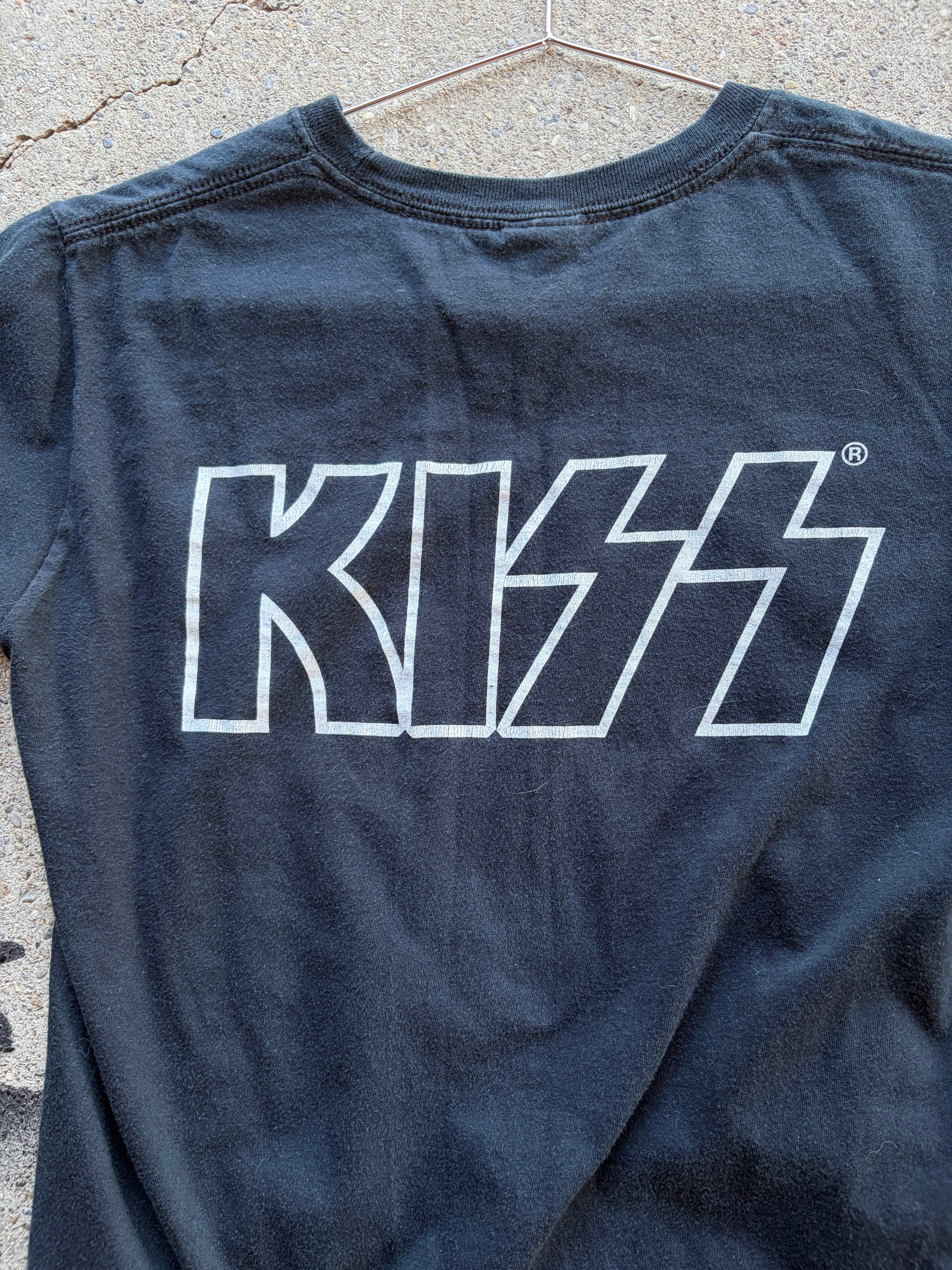 Vintage Faded Kiss Shirt Size S