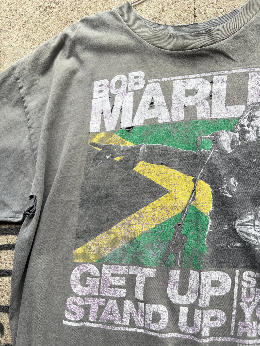 Vintage faded Trashed Bob Marley T Shirt Size L-2XL