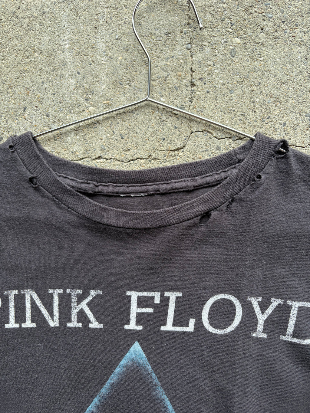 Vintage trashed faded Early 00s Pink Floyd Band Shirt Size S/M