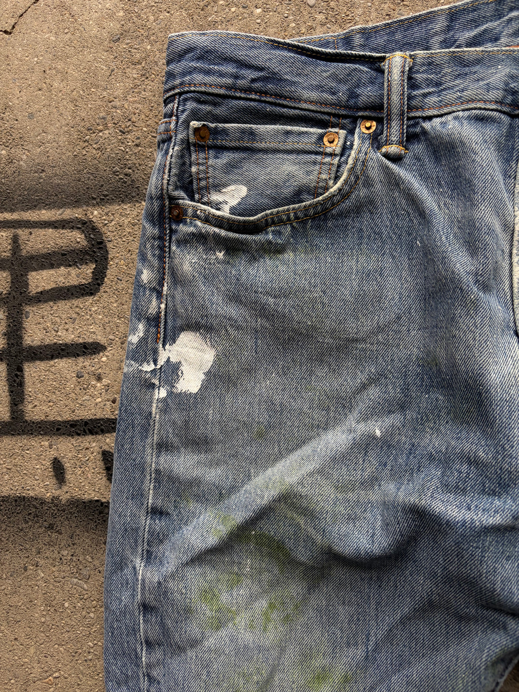 Vintage painted Cutted Levi’s denim