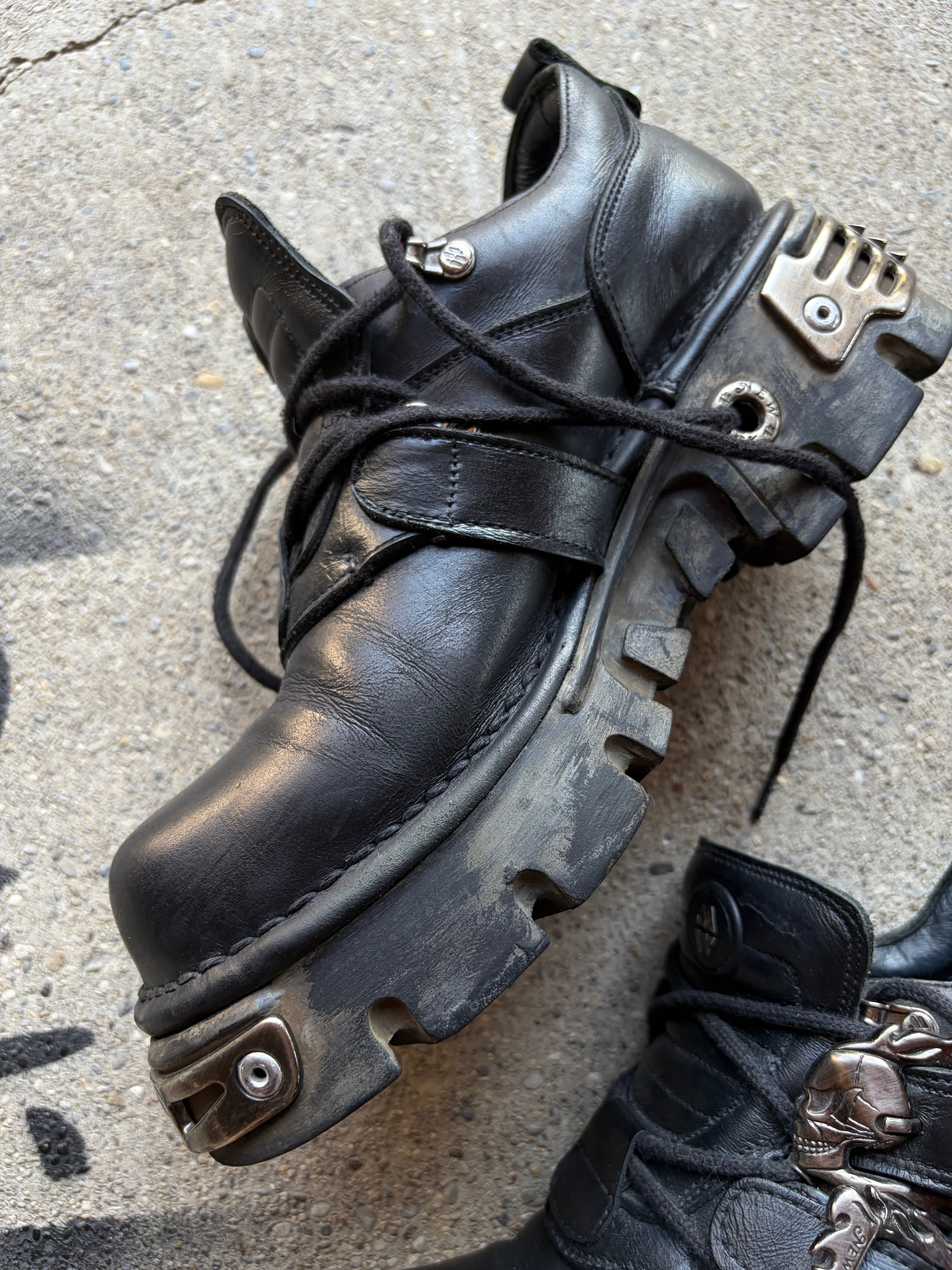 Vintage Reactor new Rocks size 41