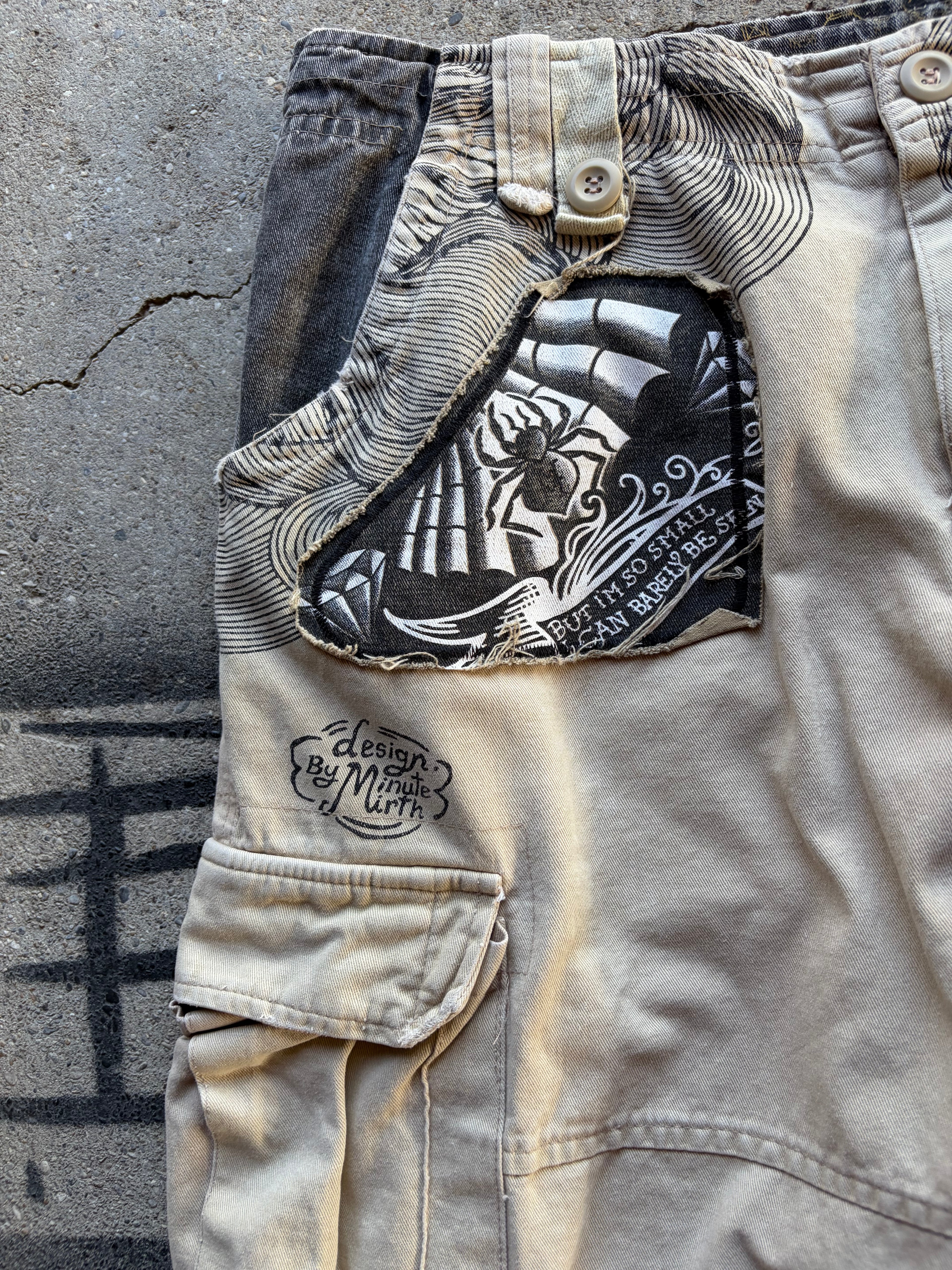 Vintage Minute mirth jorts Size M/L