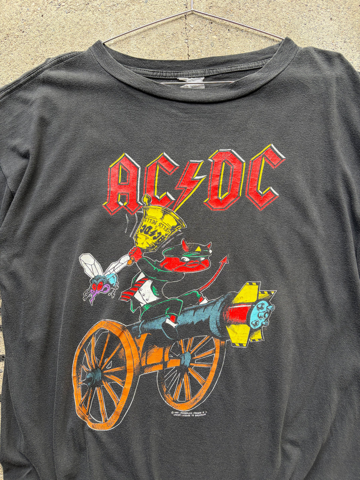 Vintage 1990 faded Single Stitch acdc Shirt Size M/L