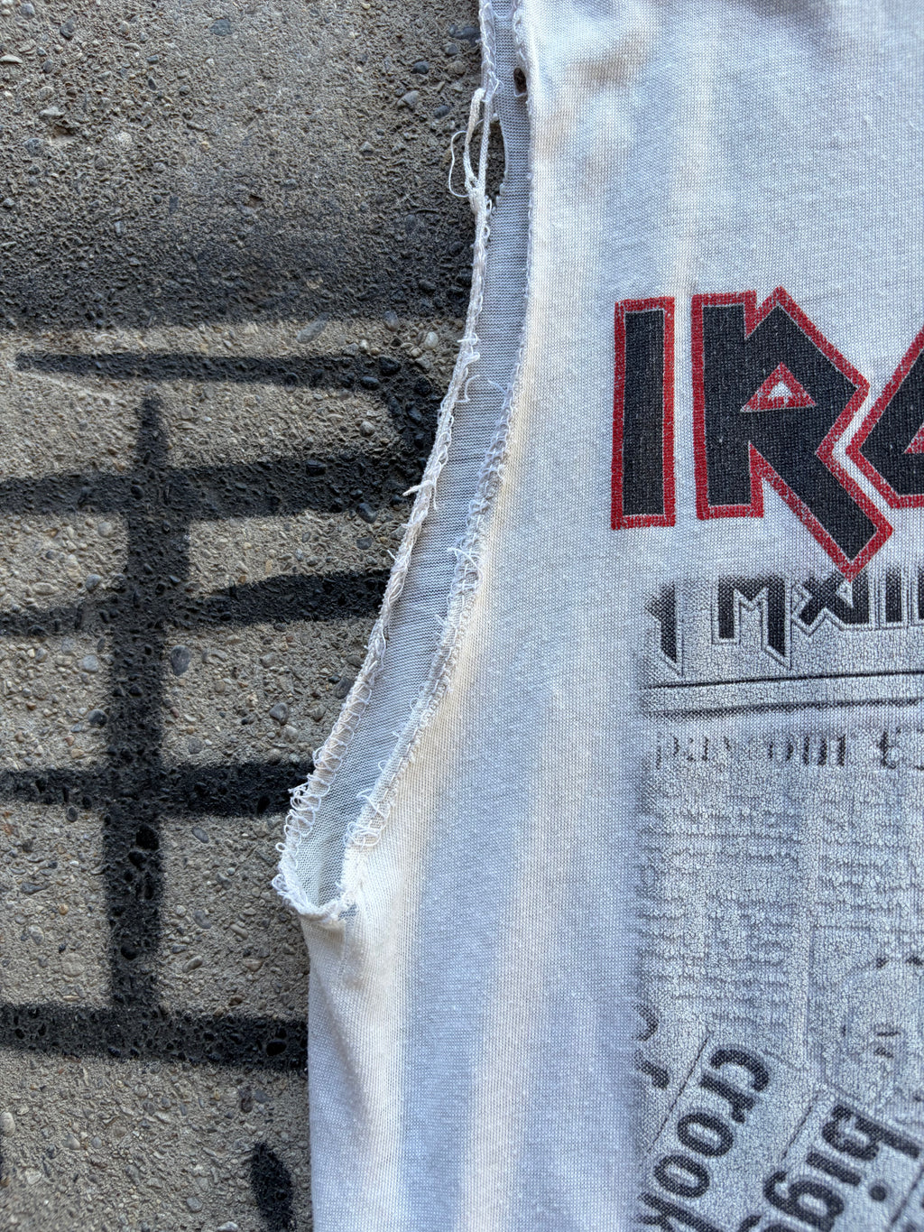 Vintage Single Stitch early 90s Iron Maiden T Shirt Size S