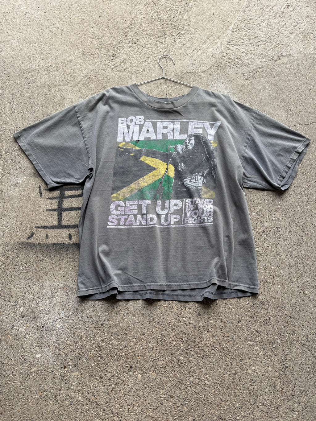 Vintage faded Trashed Bob Marley T Shirt Size L-2XL