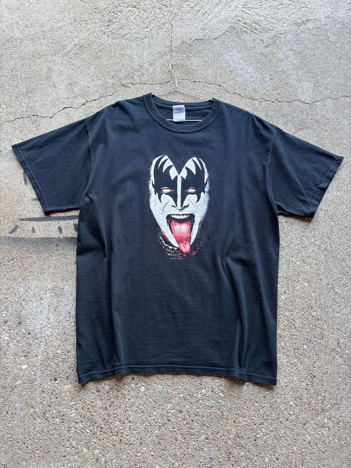 Vintage Kiss Shirt Size M/L