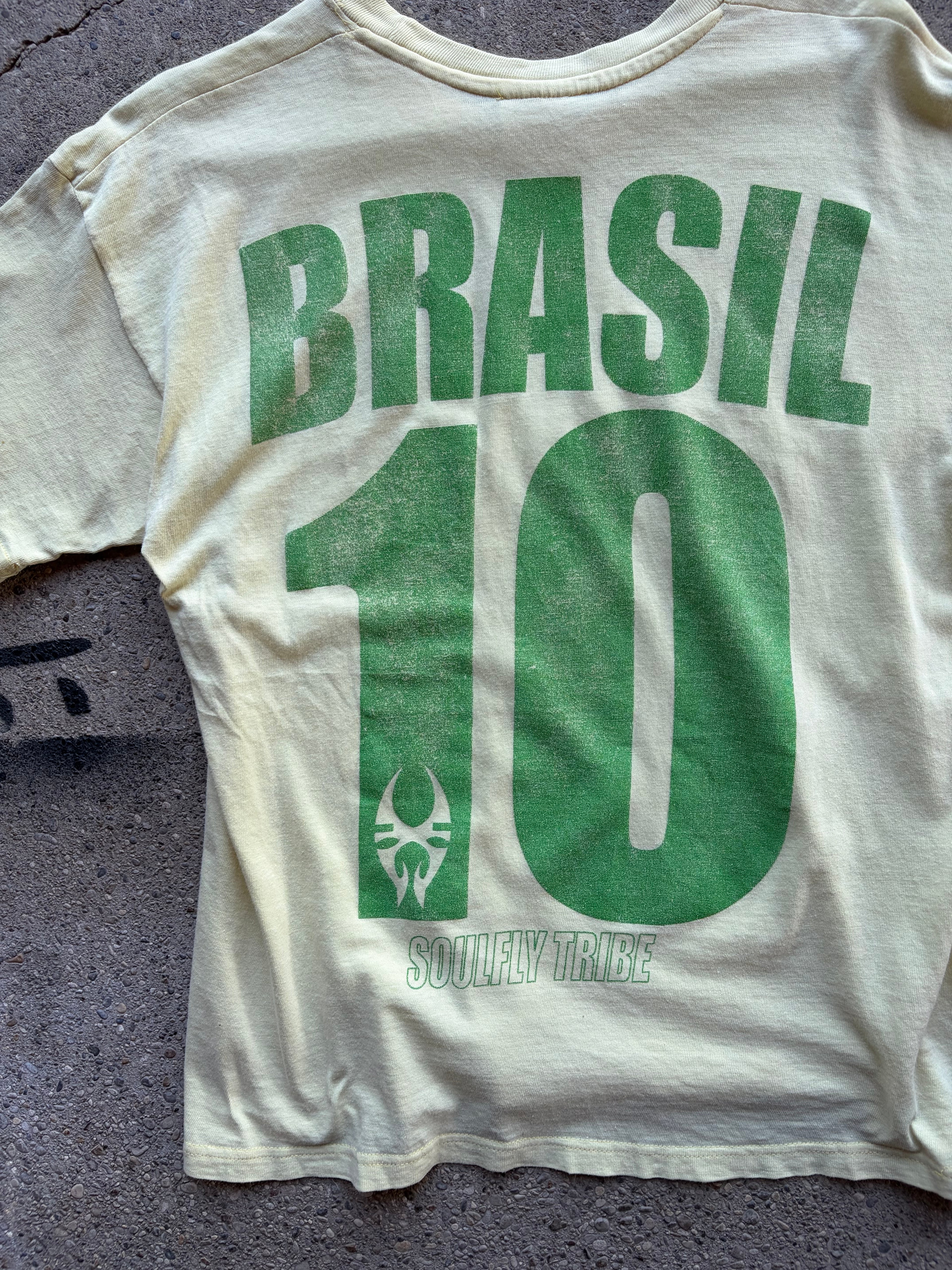 Vintage faded soulfly Brasil Shirt Size S/M