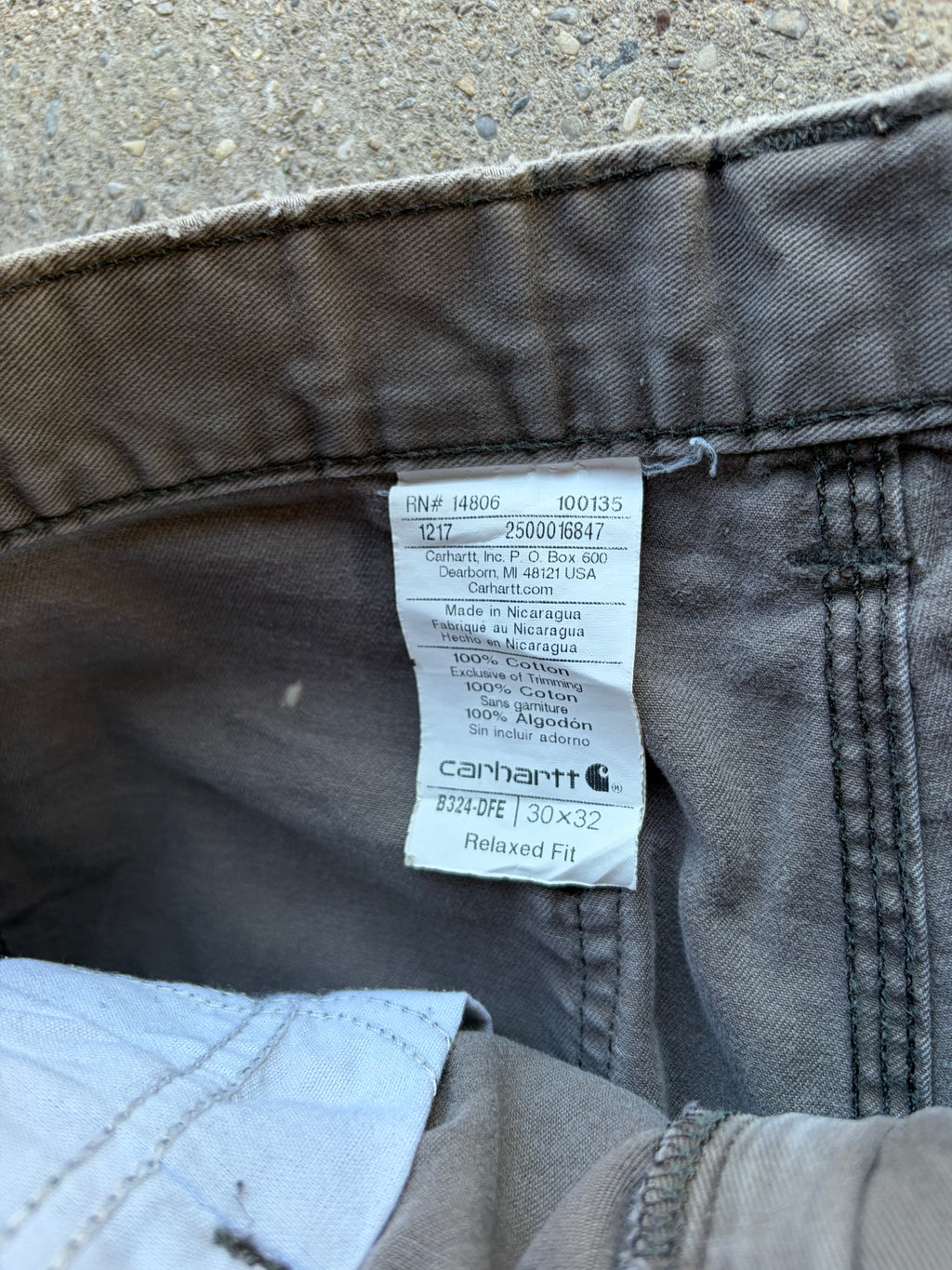 Vintage carhartt Cutted Size S
