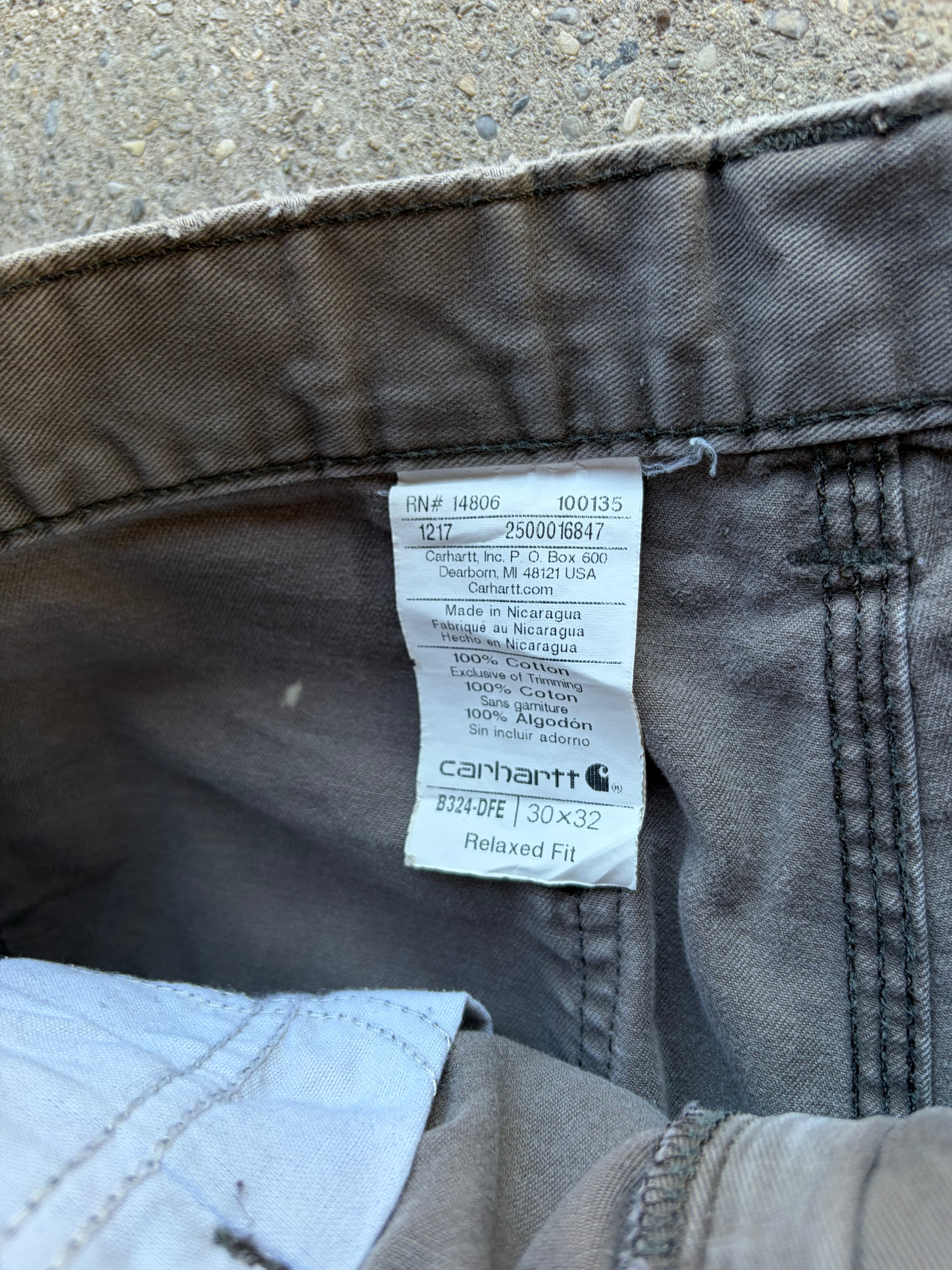 Vintage carhartt Cutted Size S