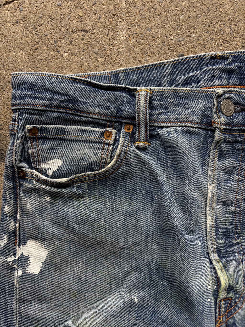 Vintage painted Cutted Levi’s denim