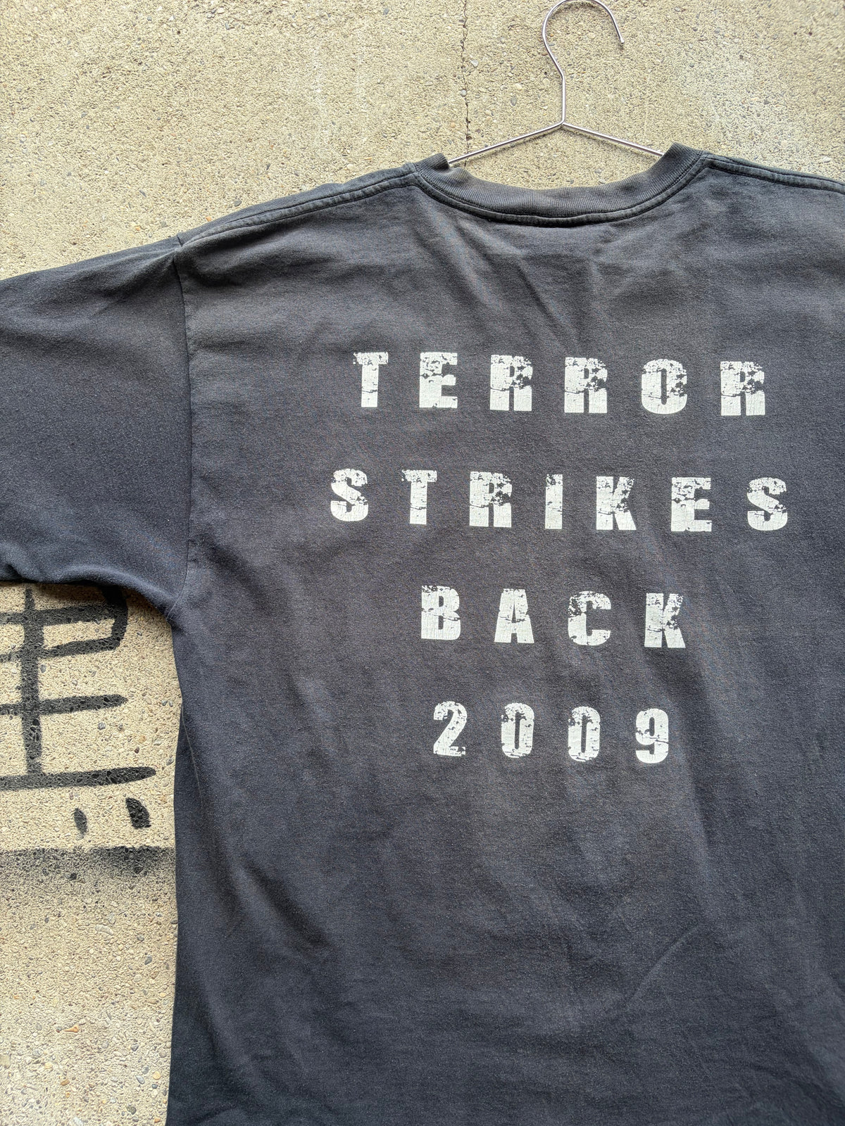 Vintage faded terror Strikes back Shirt Size L/XL