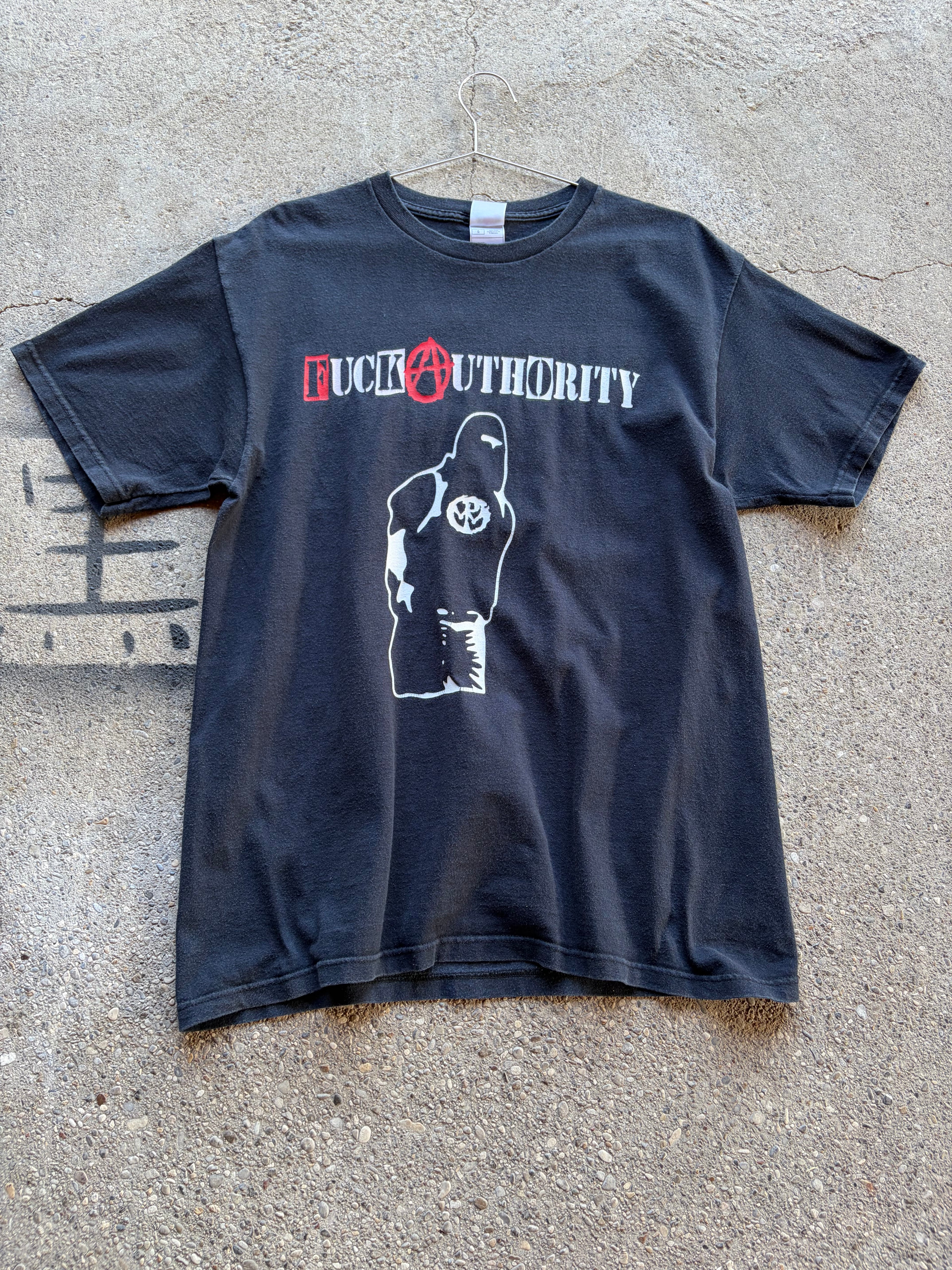 Vintage Fuck Authority Punk Pennywise Shirt Size L