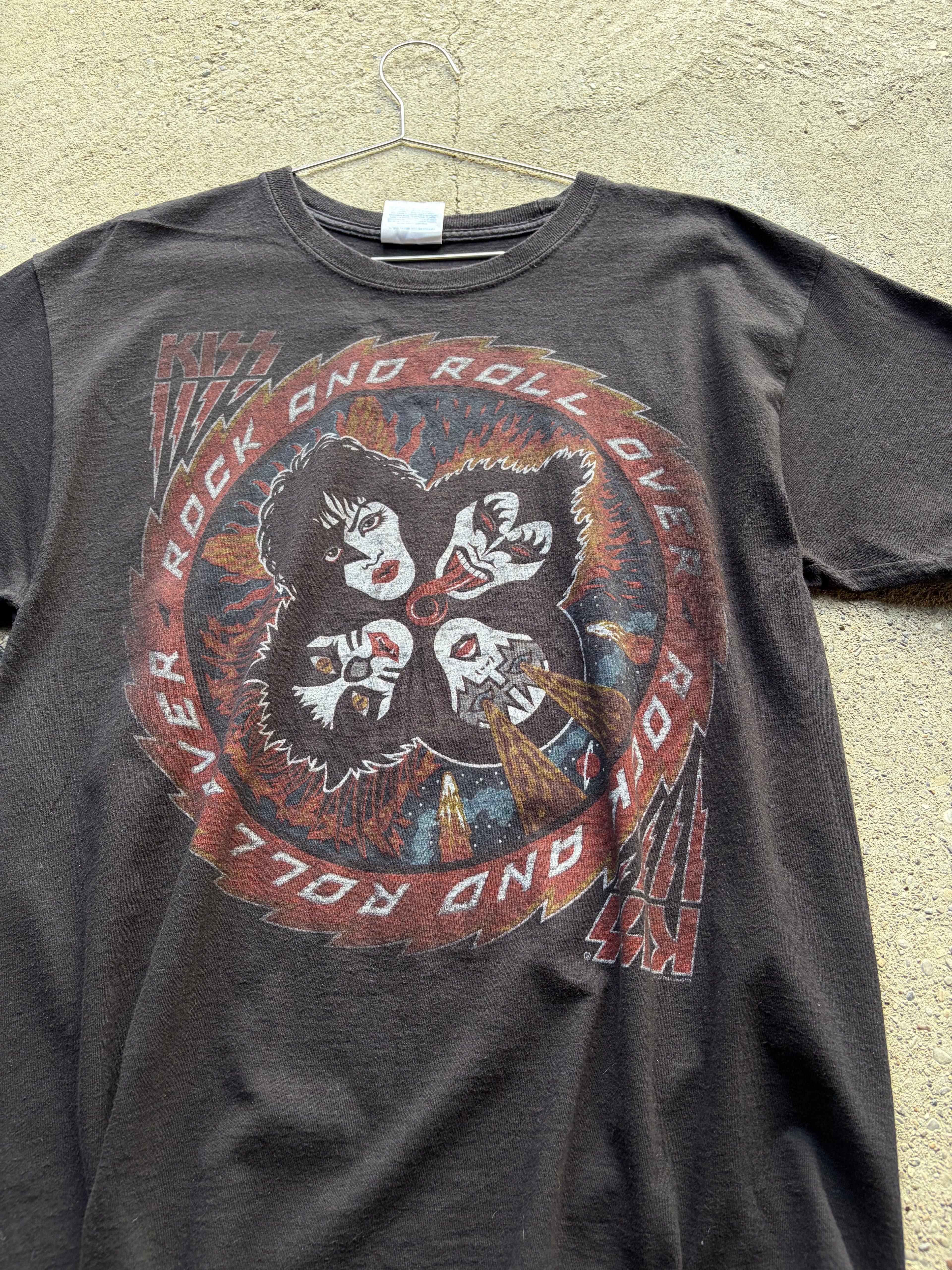 Vintage faded Kiss Rock and Roll T Shirt Size M/L