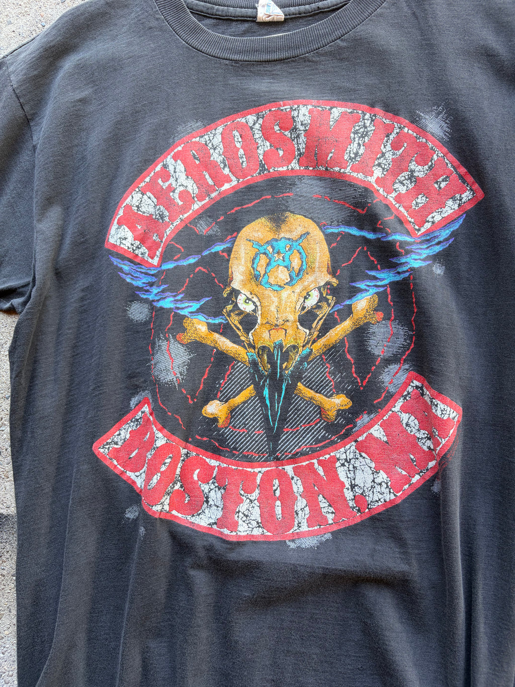 Vintage insane Faded Aerosmith Band Shirt Size S/M
