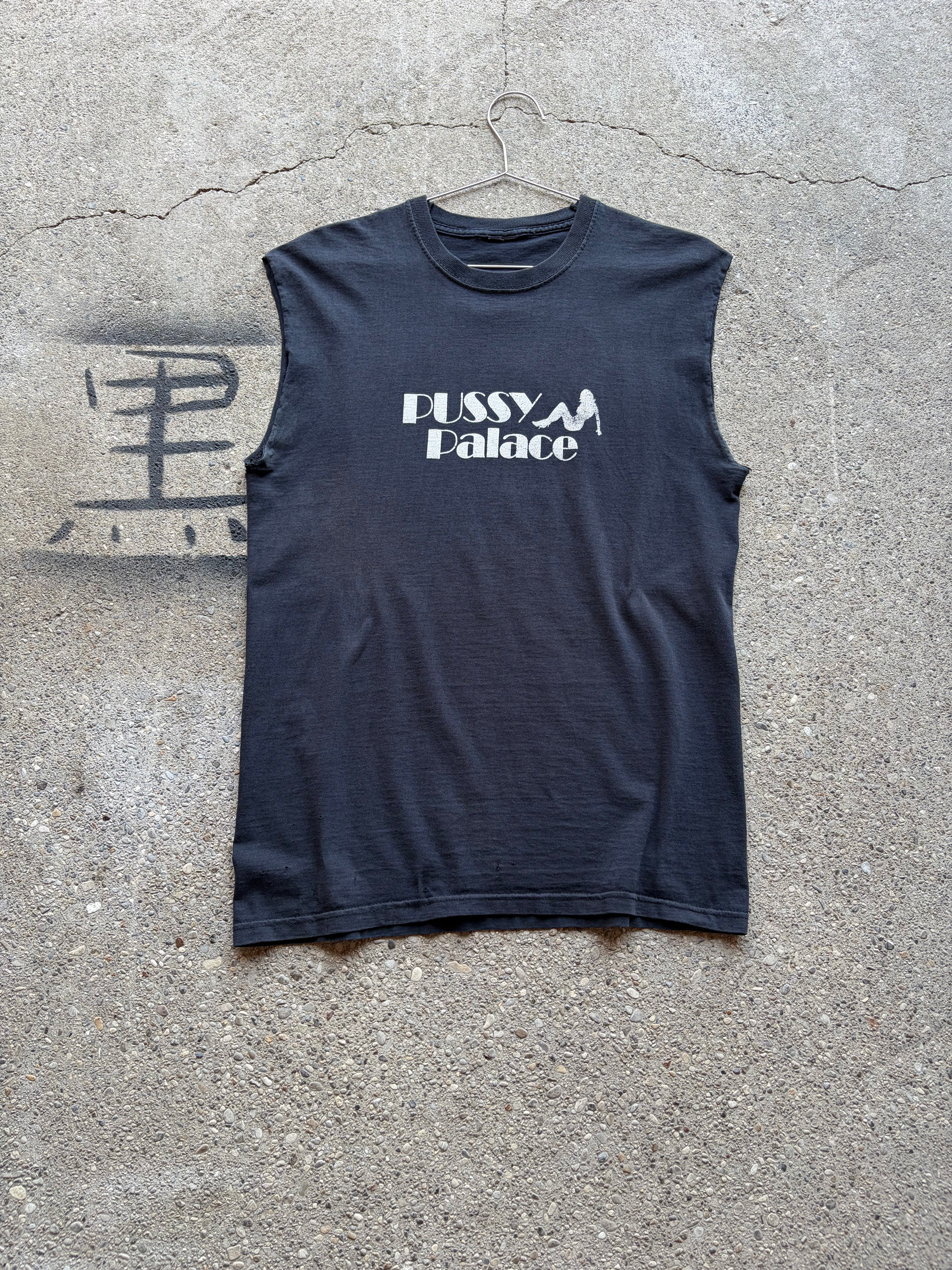 Vintage faded pussy Palace Shirt Size S