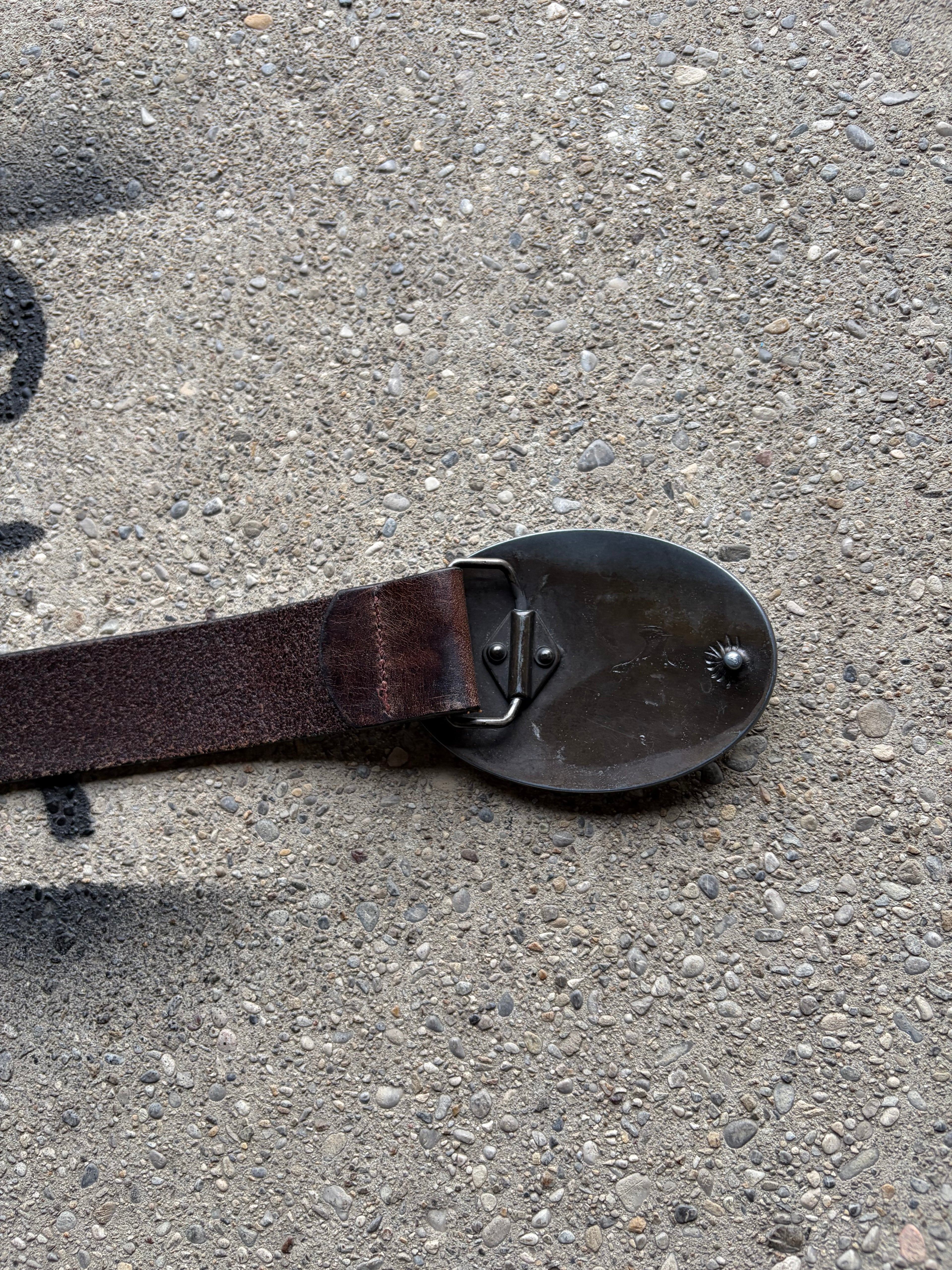 Vintage Hugo Boss buckle with leather belt