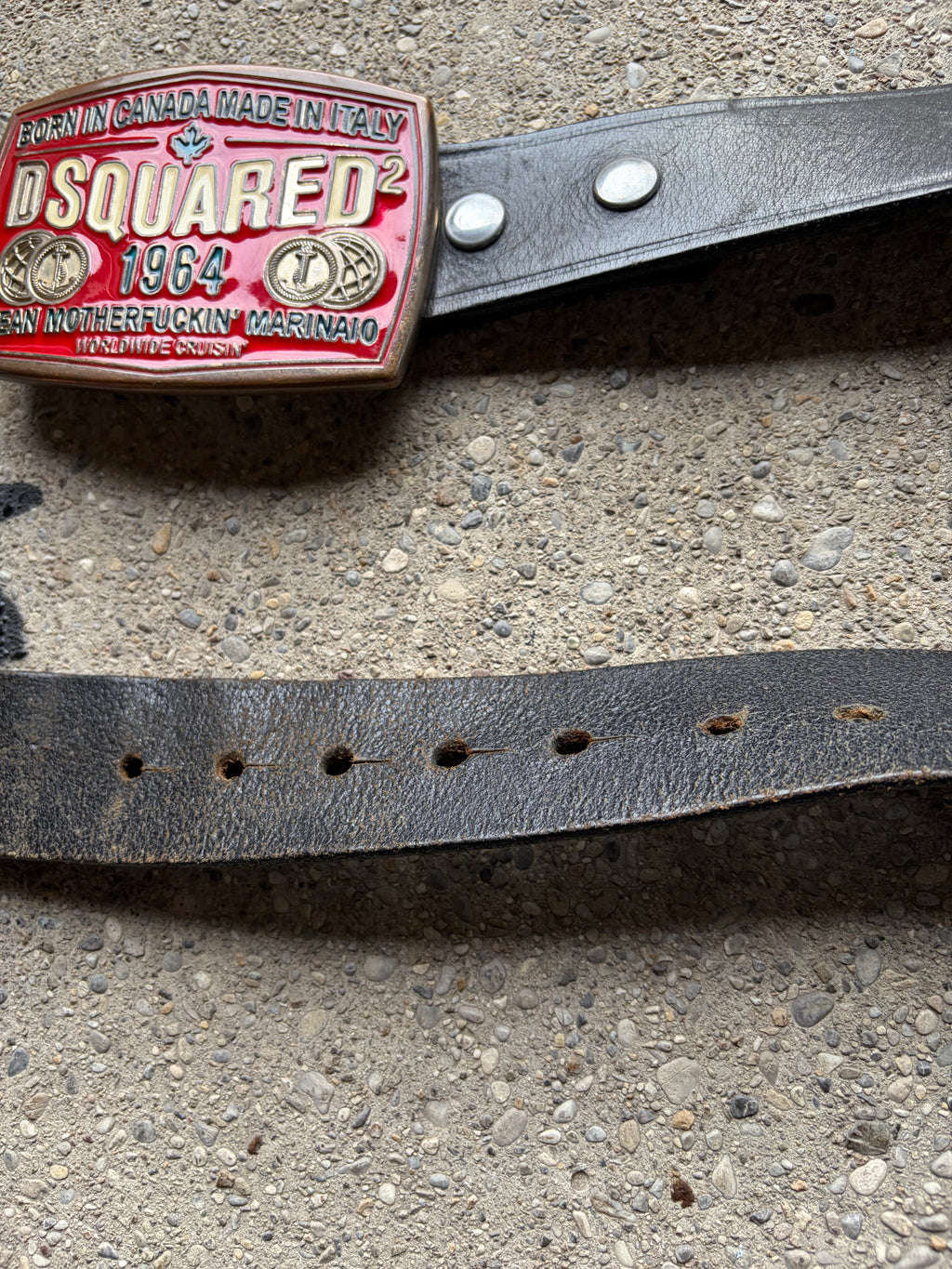 Vintage Dsquared buckle with unbranded leather belt