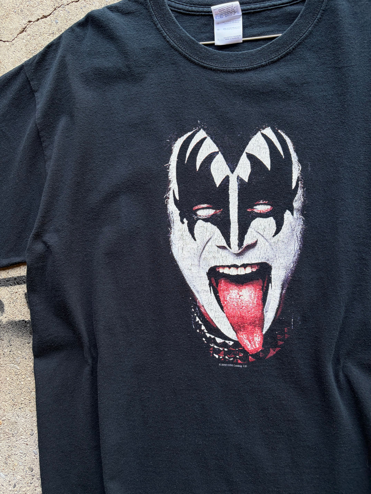 Vintage Kiss Shirt Size M/L