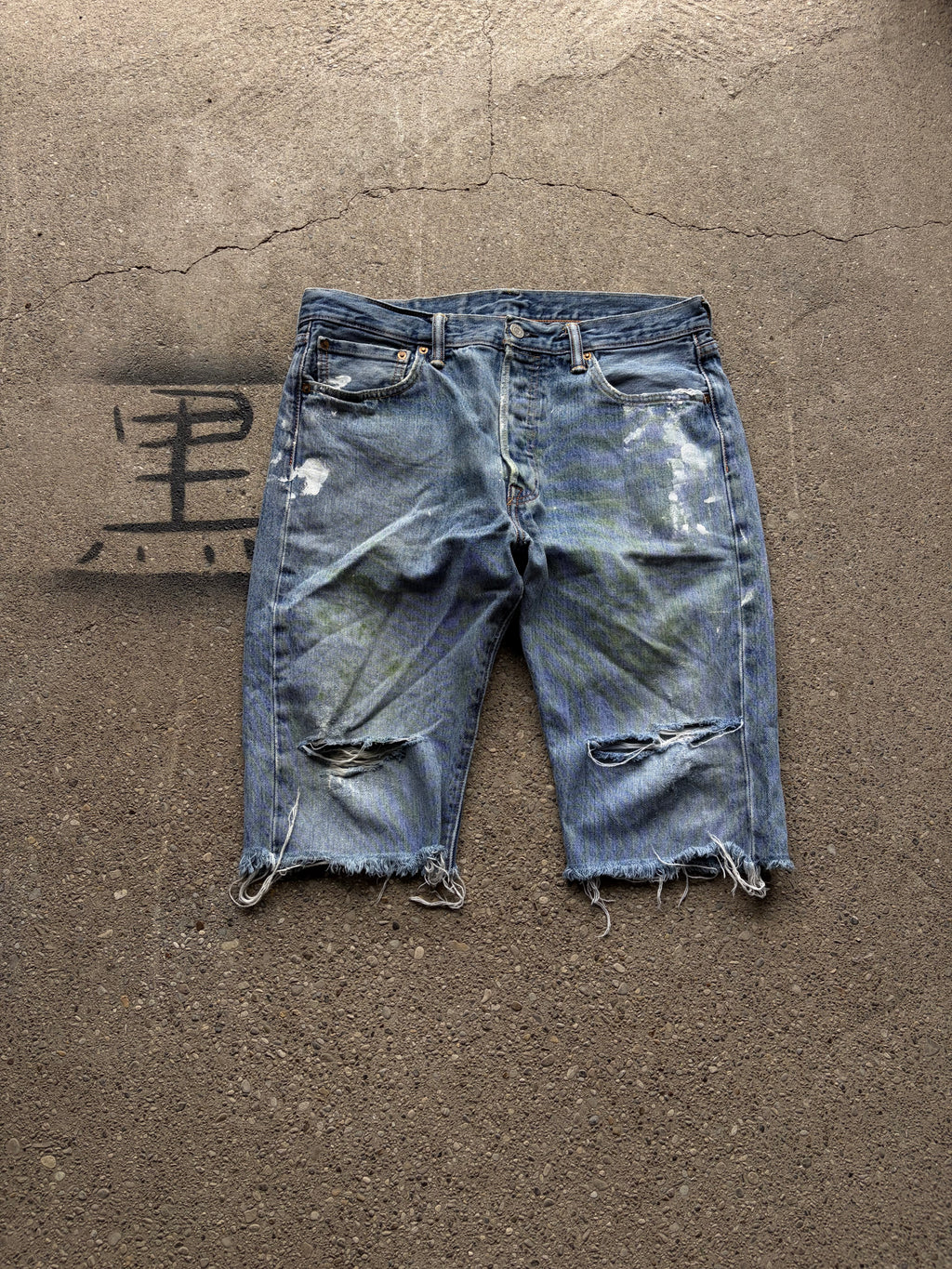 Vintage painted Cutted Levi’s denim
