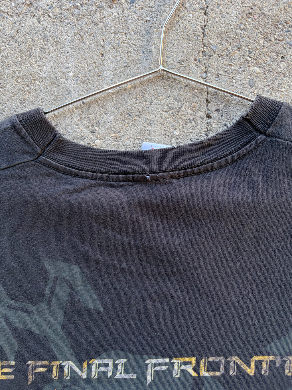Vintage Faded distressed Iron Maiden t shirt Size L/XL